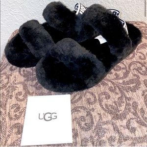 Black ugg slides